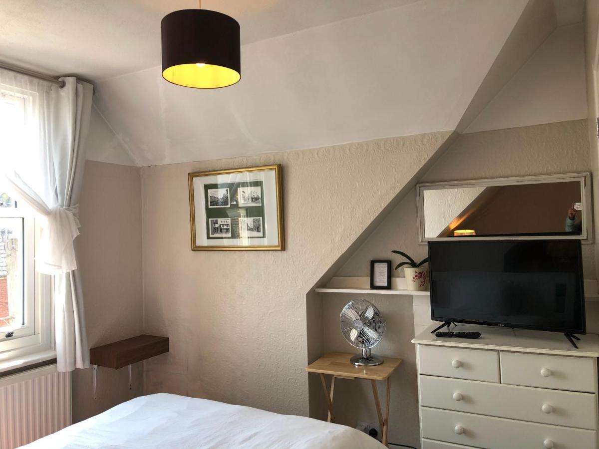 Carena House Bed & Breakfast Canterbury Bagian luar foto